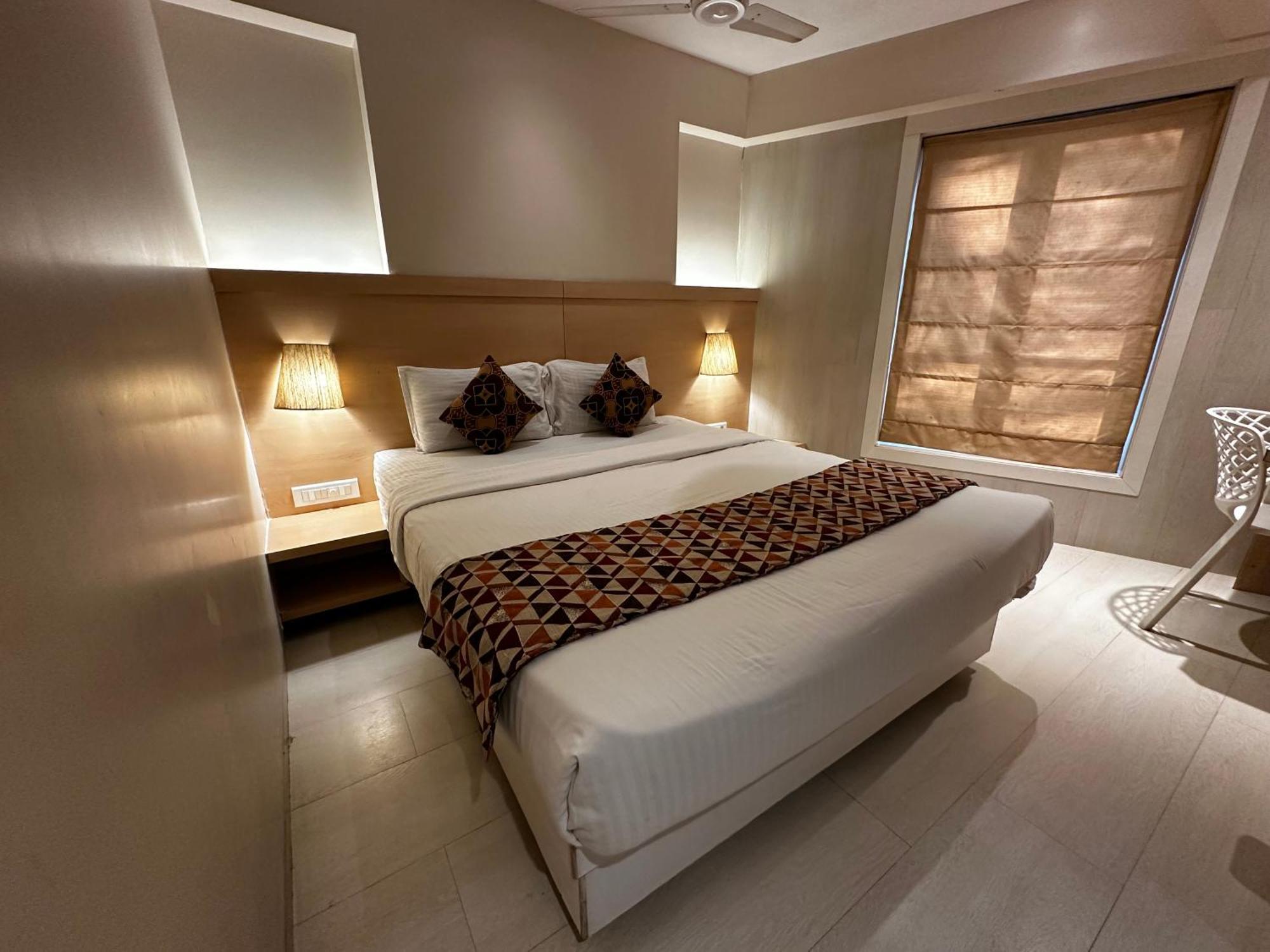 South Coast Hotel Wagle Estate Thane Exterior foto